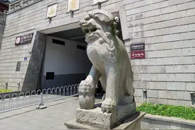 心系远山：登岳麓山图片