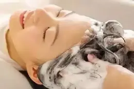 头油头痒还脱发？这样洗头，小心头螨越洗越多图片