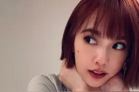杨丞琳晒李荣浩视角美照，把头发剪短一截，结婚两年后被宠成少女图片