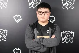 UZI永远滴神，职业生涯三次五杀IG战队，成为历史绝唱图片