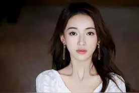 吴谨言晒出自家豪宅，如今大红大紫，没想到平日里这么低调图片