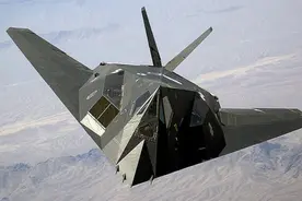 详解世纪之谜“夜鹰坠落”：昔日对手变挚友，南联盟棺材板压不住图片