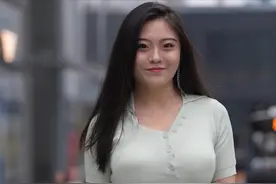 微胖型身材，夏日首选针织裙，显瘦又显气质，造型靓丽优雅迷人图片