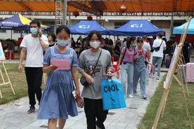 泉州纺织服装职业学院喜迎2021级新生图片