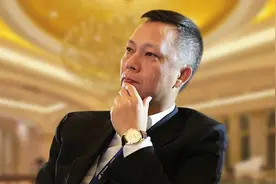 广东男人，从服务员做到CEO，身价超100亿，被马云器重，为啥？图片