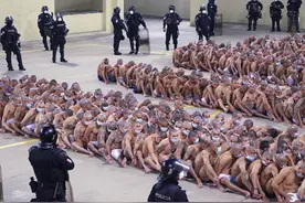 萨尔瓦多监狱紧急状态，数千囚犯如沙丁鱼挤一起，外界忧病毒传播图片