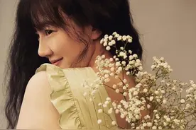 还记得《对不起我爱你》里的林秀晶吗？因为这张自拍被骂了？图片