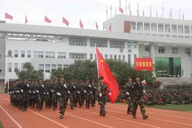 高校军训，不一样的战场图片