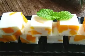 3个芒果1盒牛奶，不用面粉做好吃甜品，孩子吃了还想吃，超解馋图片
