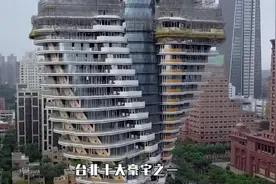 林志颖上亿豪宅，被称为全球最智能的私宅，客厅摆放赛车太独特图片