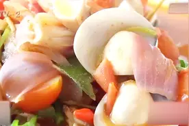 暖身开胃！大厨教您轻松制作冬阴功汤，还不赶快学起来视频封面