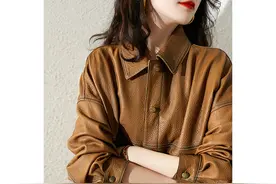 九月新宠“短款外套+皮裤”，又美又飒，这才是精致女人的打扮图片