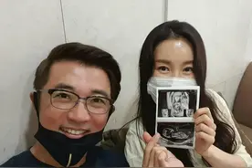 49岁安在旭二胎得子，娶小8岁娇妻儿女双全，曾与金喜善传绯闻图片