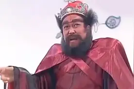 钟馗连人间天子皇帝都敢打，玉帝一怒之下将钟馗贬下凡间视频封面