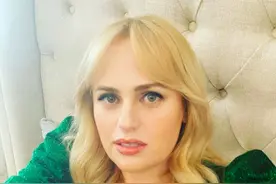 认不出！肥艾美 狂瘦27公斤脸都尖了　网：更健康更美了图片