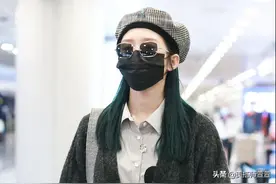 孟美岐称被私生换座语气温和，开衫配西裤休闲有气场，穿衣很霸气图片
