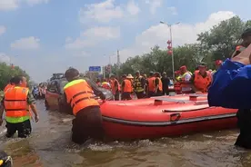 有兵哥哥在，宝宝你安心睡！图片