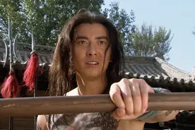 史进之死，撕开了梁山好汉的伪装，扯下了兄弟情谊的“遮羞布”图片