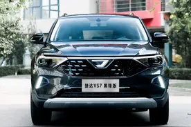 传承捷达“三大件”品质，捷达VS7黑锋版，再现德系好车真实力图片