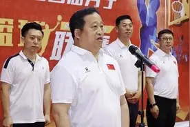 黑龙江省首届男子篮球联赛开幕图片