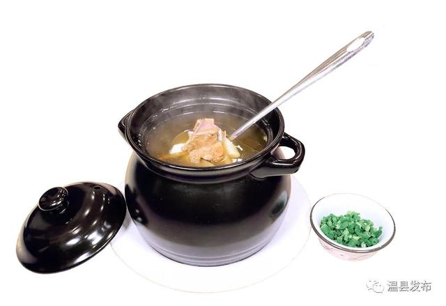 乌鸡花胶猴头菇 2026年花胶和猴头菇能一起煲汤吗