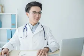 测量血压，躺着量还是坐着量？心血管医生告诉你图片