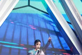人民的名义钟小艾是中纪委副主任，有什么权力可以质问季昌明？图片