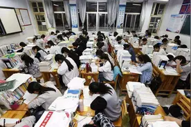 从教29年班主任心里话：高中三年，我发现后劲最足的是这类学生图片