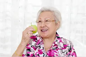 治疗越狠，死得越快？“带瘤生存”同样可以活得很好，4点很重要图片