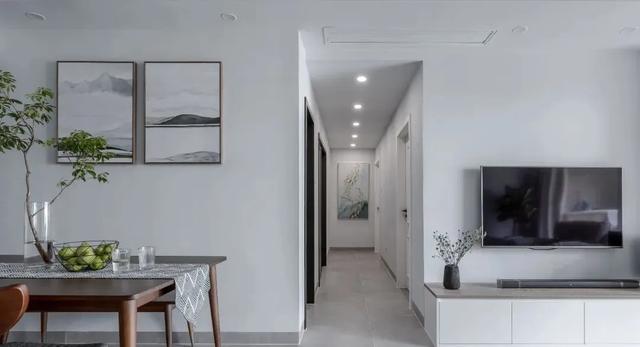 以舒适感为主旋律的88㎡小家，优化布局，两室变三室，好看又好住