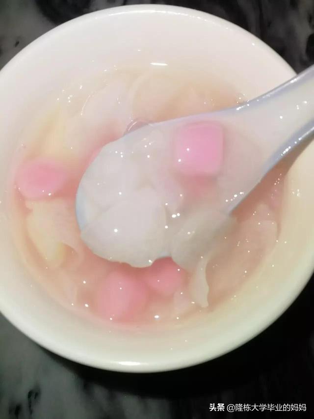花胶炖清补凉 花胶炖清补凉汤的做法