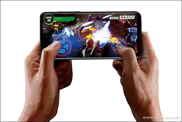 手机刷新率是什么（60Hz 90Hz 120Hz有啥区别手机屏幕刷新率更高有用吗）