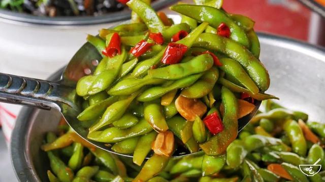 「十堰美食」没环境、没座位、只卖5道菜的店,一火就是18年...
