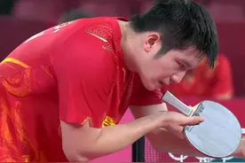 如何才能嫁给樊振东？王楚钦给出了答案，很容易做到，网友乐了图片