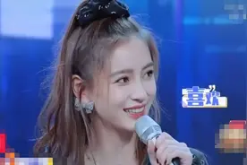 baby为跟王一博学习滑板，特意穿“半腿袜”，镜头特写时惊艳全场图片