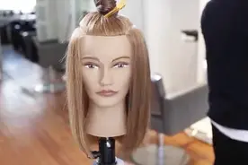 中长发该如何剪漂亮的内扣发型？