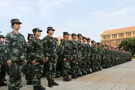 报考军校，这4个条件一定要满足，很多优质生折在第一个图片