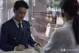三十:奢侈品店里丢女裤，王漫妮力挺穿着寒酸女顾客！图片