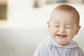 当宝宝出现这些情况时，家长要注意了！可能是发育迟缓图片