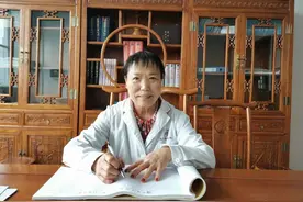 南阳市第二届名中医，南阳市张仲景医院中医外科、皮肤科副主任医师刘焕华——用同理心对待每一个患者图片