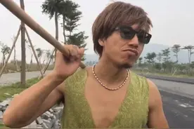阿阳模仿“乌鸦哥”成湖北第一网红，曾与吴毅将、郑浩南同台表演图片