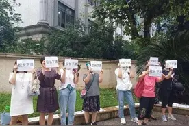 南京一中缘何高考遭遇“滑铁卢”？请“素质教育”出来解释一下图片