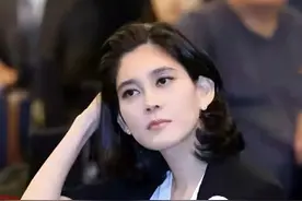 下嫁保镖，成为韩国女首富，李富真才不是傻白甜图片