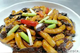 红蘑烧山药粉、酸汤蛙仔、香烤沙丁图片