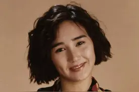 柏安妮 | 青春总失去莫名图片