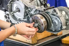 中国唯一8AT变速箱企业，10年耗费12亿研发费，今到处借1.5亿求生图片