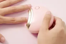 颠覆传统指甲刀！360°旋转式修剪，还自带“垃圾篓”图片