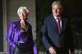穿香奈儿外套拎爱马仕！这位IMF前掌门人才是政坛的时髦本尊图片