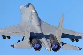 歼16重装亮相参赛现场！美媒狂赞：俄自己的战机都没这么好的雷达图片