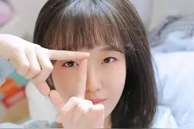 氧气美女白丝美腿齐p小短裙性感诱惑私房写真图片图片